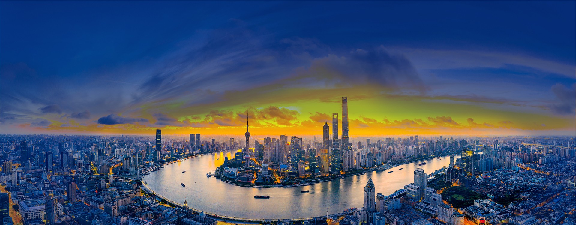 以求真务实、开拓创新、塑造优质